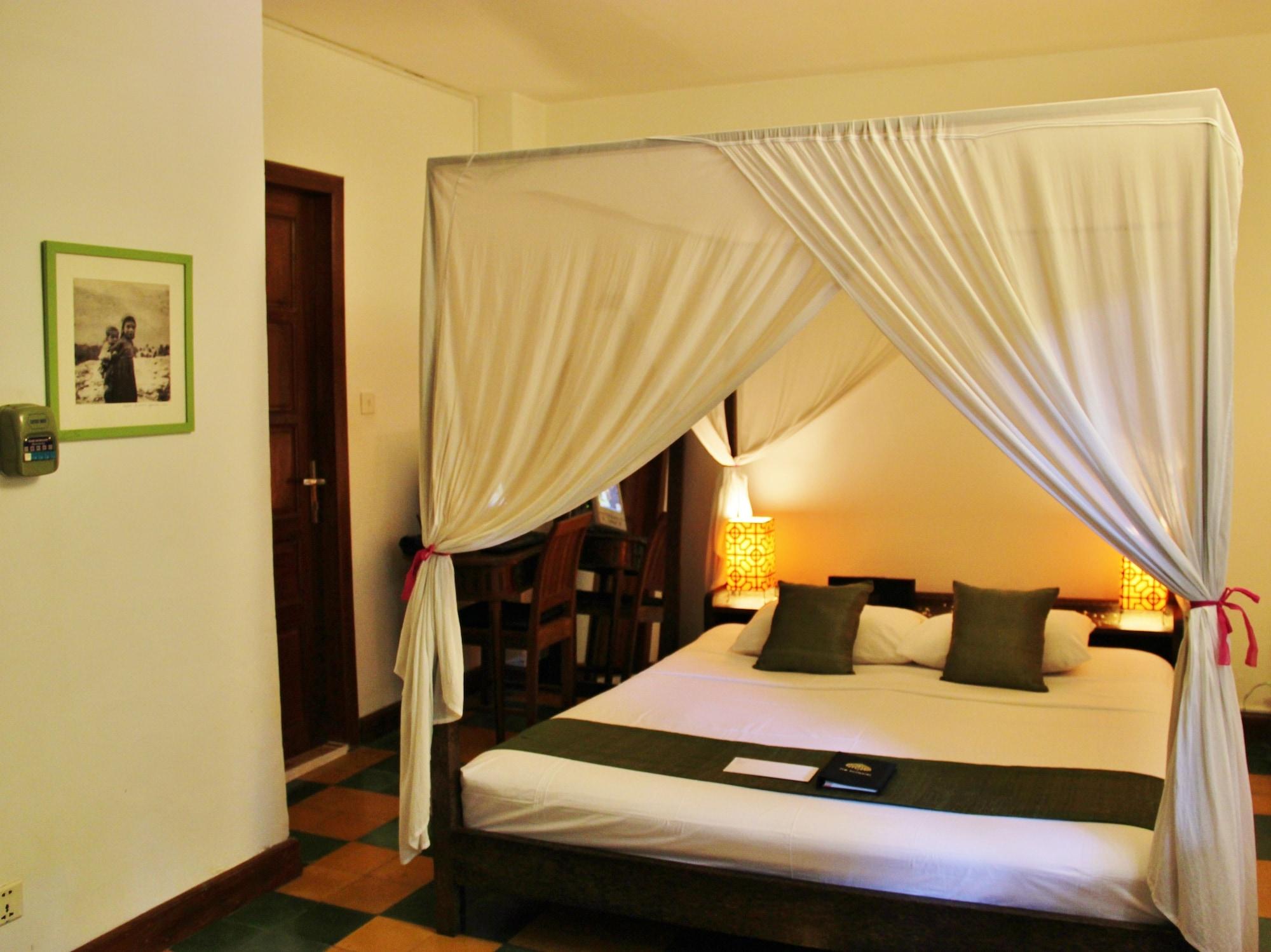 The Pavilion Phnom Penh Exterior photo