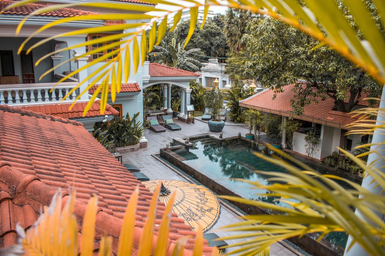 The Pavilion Phnom Penh Exterior photo