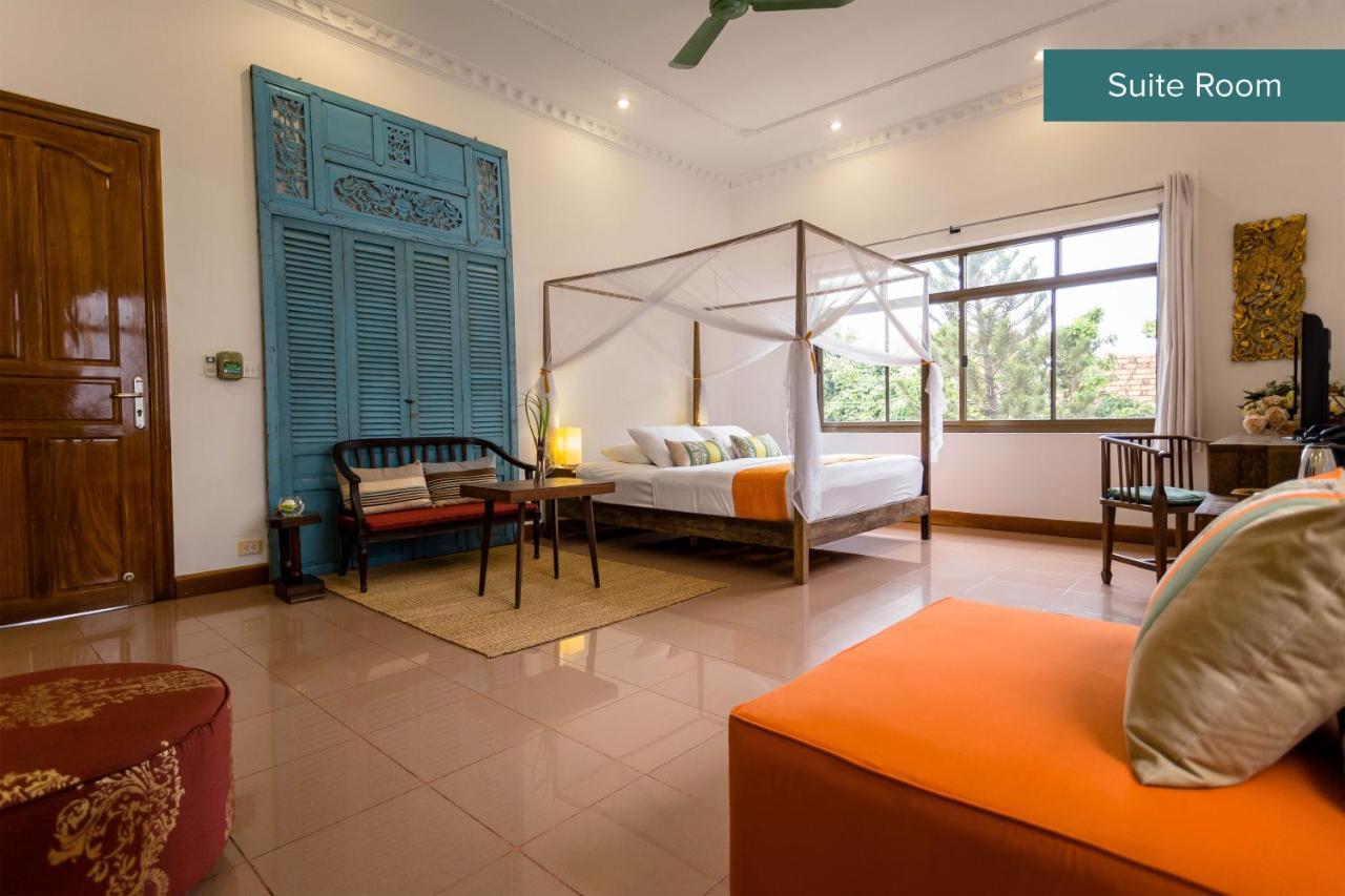 The Pavilion Phnom Penh Exterior photo